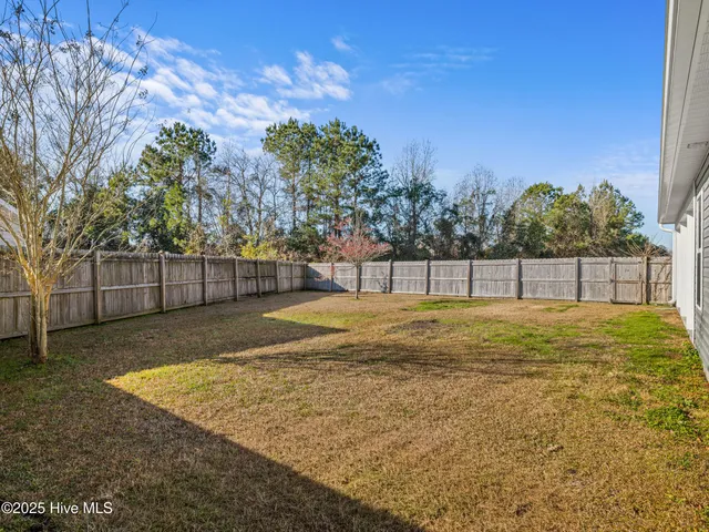 $324,900 | 835 Solomon Drive, Jacksonville, NC 28546