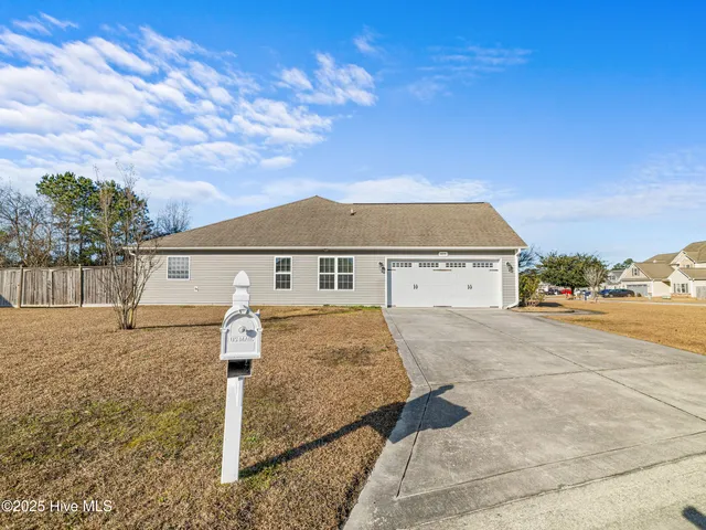 $324,900 | 835 Solomon Drive, Jacksonville, NC 28546