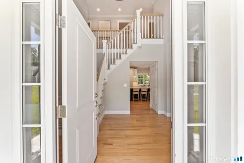 $800,000 | 5 Anthonys Lane, New Milford, CT 06776