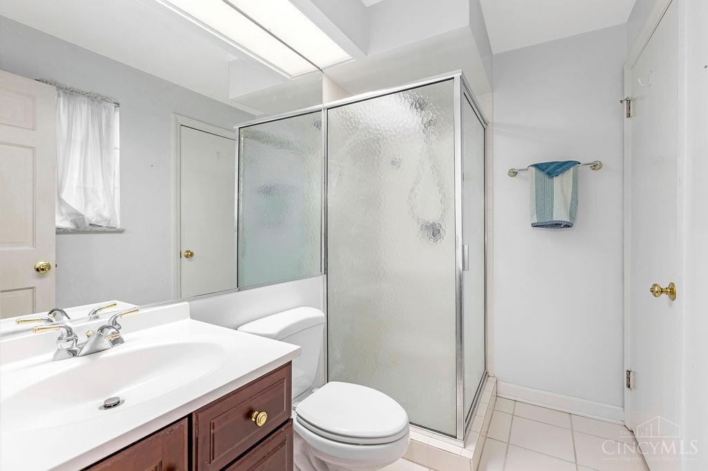 792 Asbury Road Cincinnati, OH 45255 - Photo 20 of 36