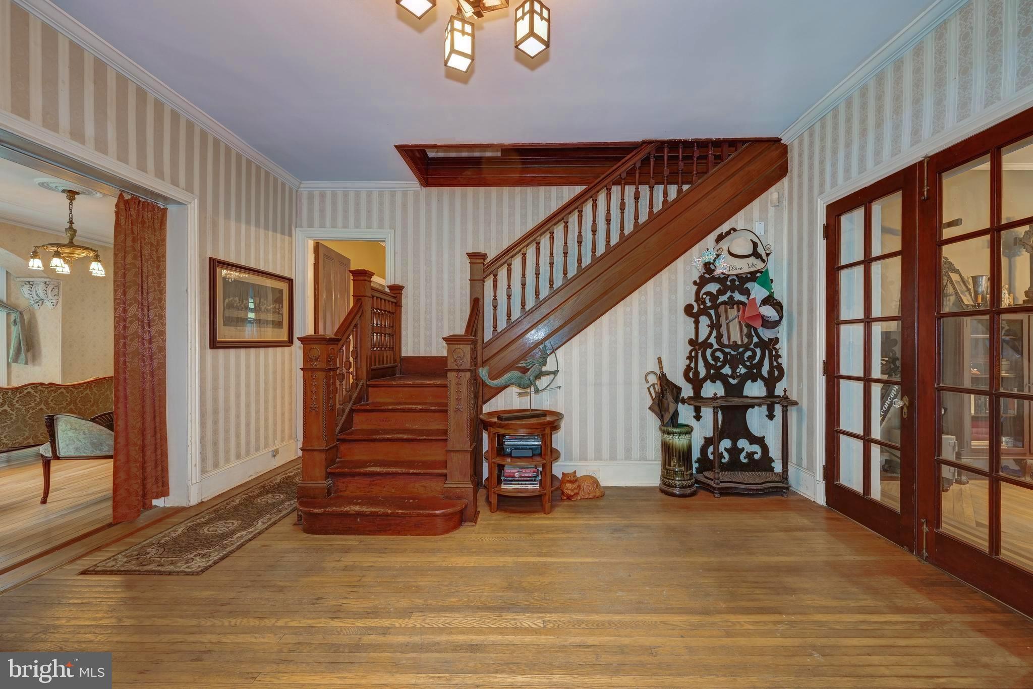 705 Woodlane Road Beverly, NJ 08010 - Photo 12 of 62