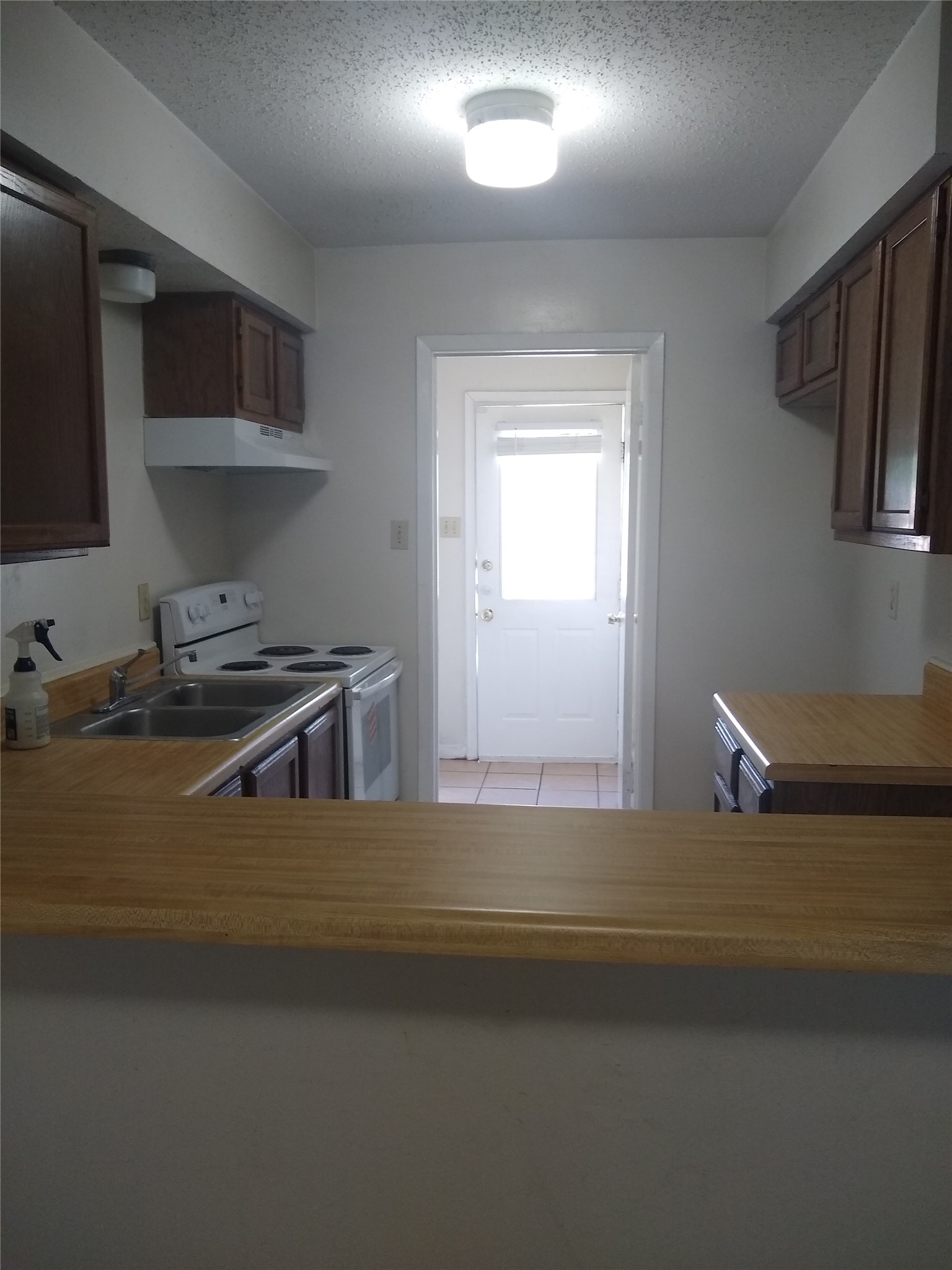 9029 Carousel Lane, Unit B Houston, TX 77080 - Photo 2 of 12