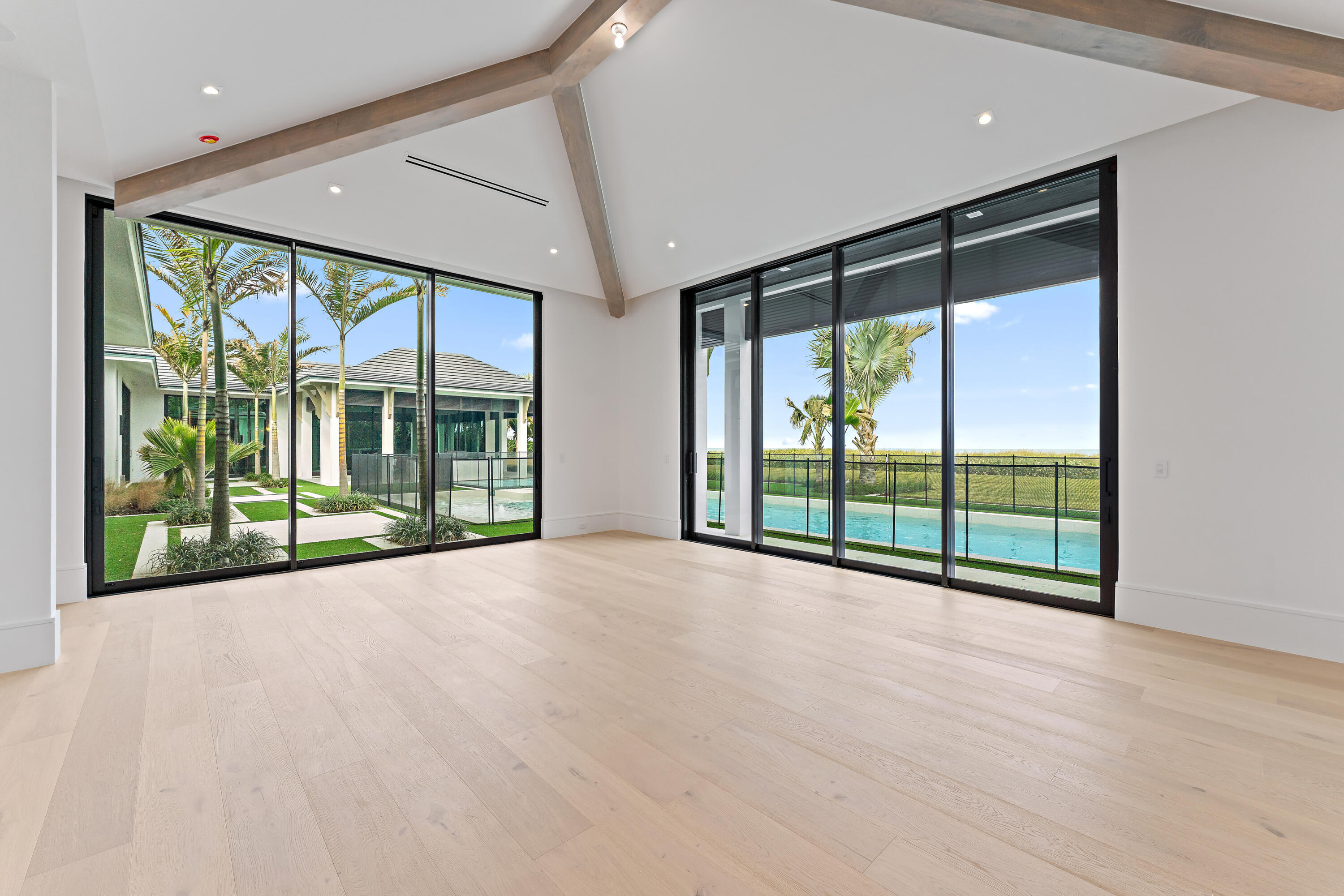 7 South Beach Road Jupiter Island, FL 33455 - Photo 12 of 66 058-7BeachRd-Jupiter-FULL