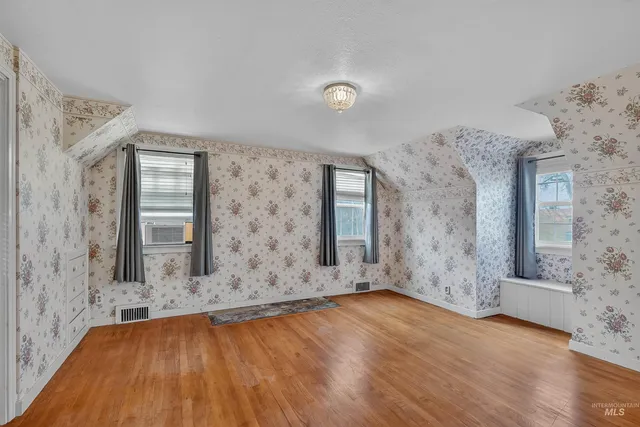 $415,000 | 705 6th Street, Lewiston, ID 83501