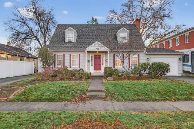 $415,000 | 705 6th Street, Lewiston, ID 83501