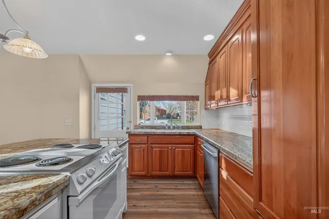 $415,000 | 705 6th Street, Lewiston, ID 83501