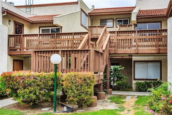 $479,999 | 967 South Citron Street, Anaheim, CA 92805