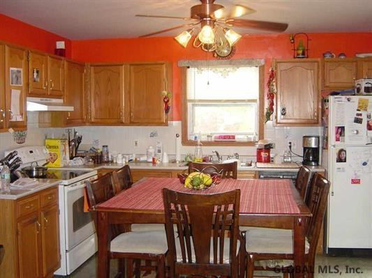 504 Manchester Road Schenectady, NY 12304 - Photo 3 of 14 Photo 3