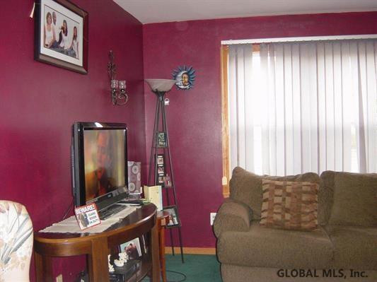 504 Manchester Road Schenectady, NY 12304 - Photo 7 of 14 Photo 7