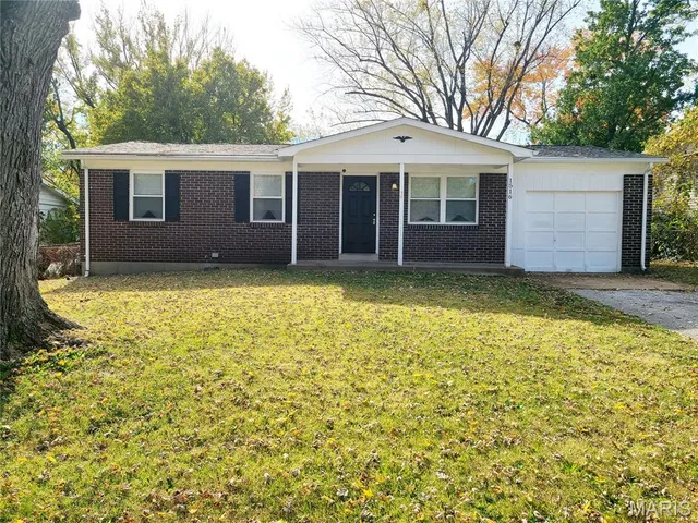 $130,000 | 1516 Farmview Avenue, St. Louis, MO 63138