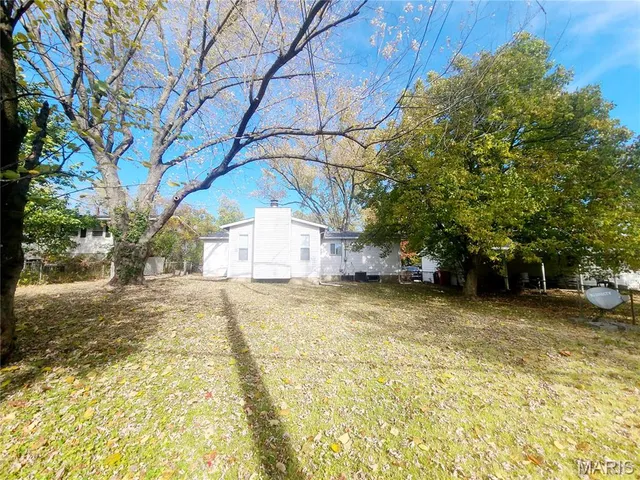 $130,000 | 1516 Farmview Avenue, St. Louis, MO 63138