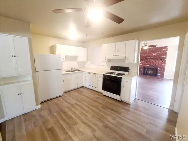 $130,000 | 1516 Farmview Avenue, St. Louis, MO 63138