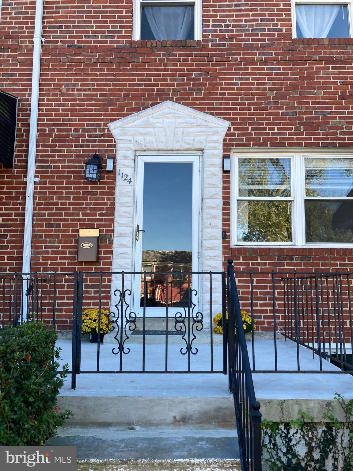 1124 Wedgewood Road Baltimore, MD 21229 - Photo 3 of 33