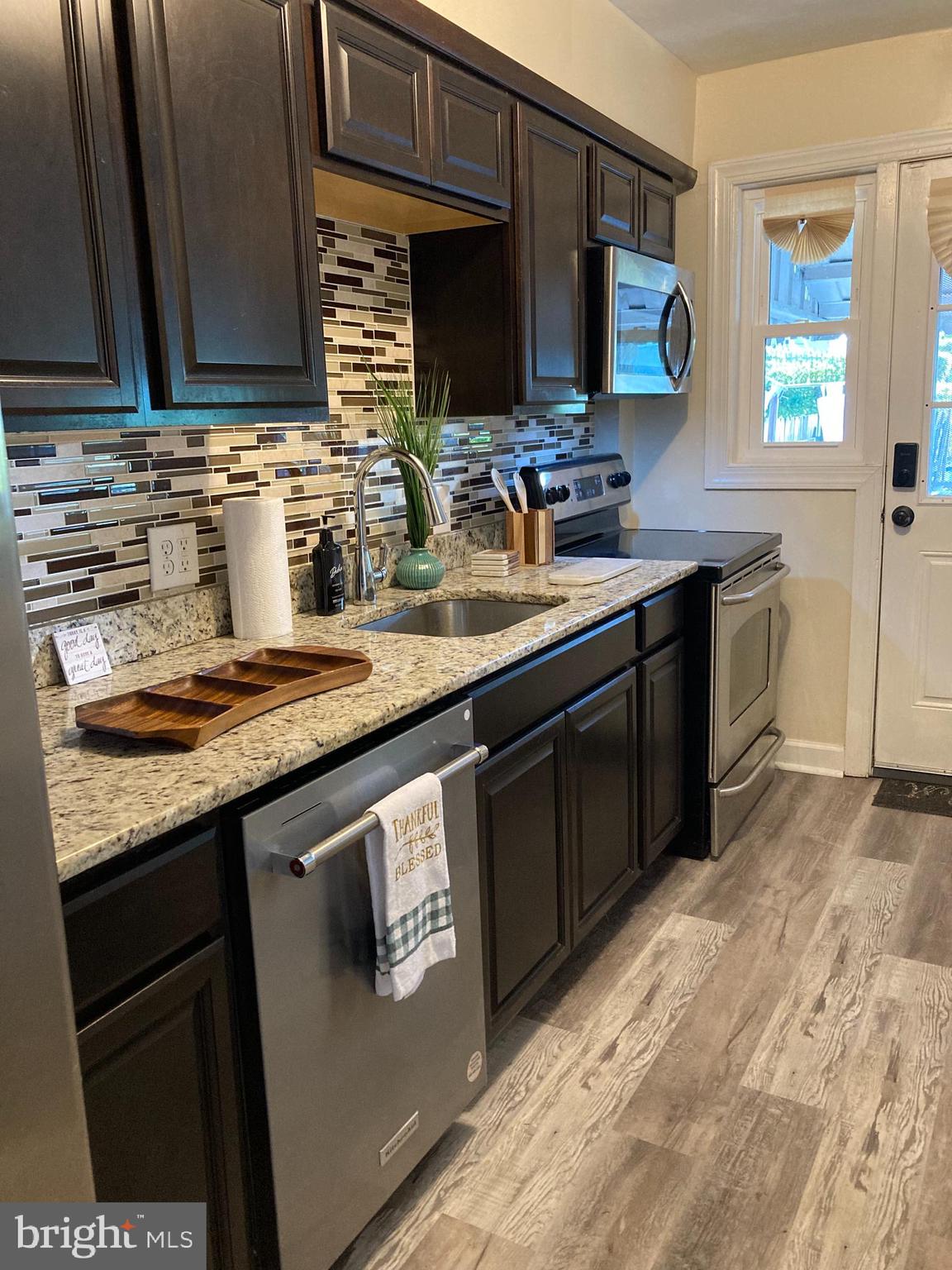 1124 Wedgewood Road Baltimore, MD 21229 - Photo 8 of 33