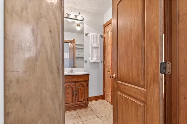 $205,000 | 612 West Cherry Street, Nevada, MO 64772