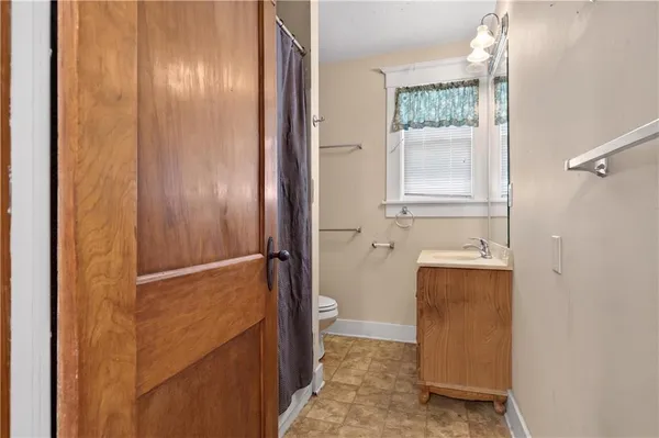 $205,000 | 612 West Cherry Street, Nevada, MO 64772