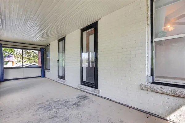 $205,000 | 612 West Cherry Street, Nevada, MO 64772