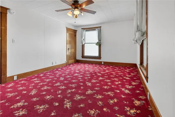 $205,000 | 612 West Cherry Street, Nevada, MO 64772