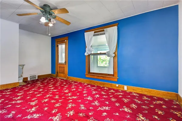 $205,000 | 612 West Cherry Street, Nevada, MO 64772