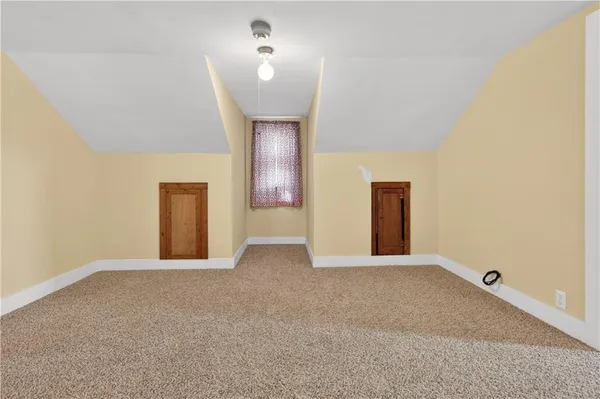 $205,000 | 612 West Cherry Street, Nevada, MO 64772