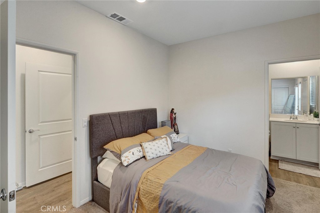 31214 Linden Flower Road Winchester, CA 92596 - Photo 17 of 38