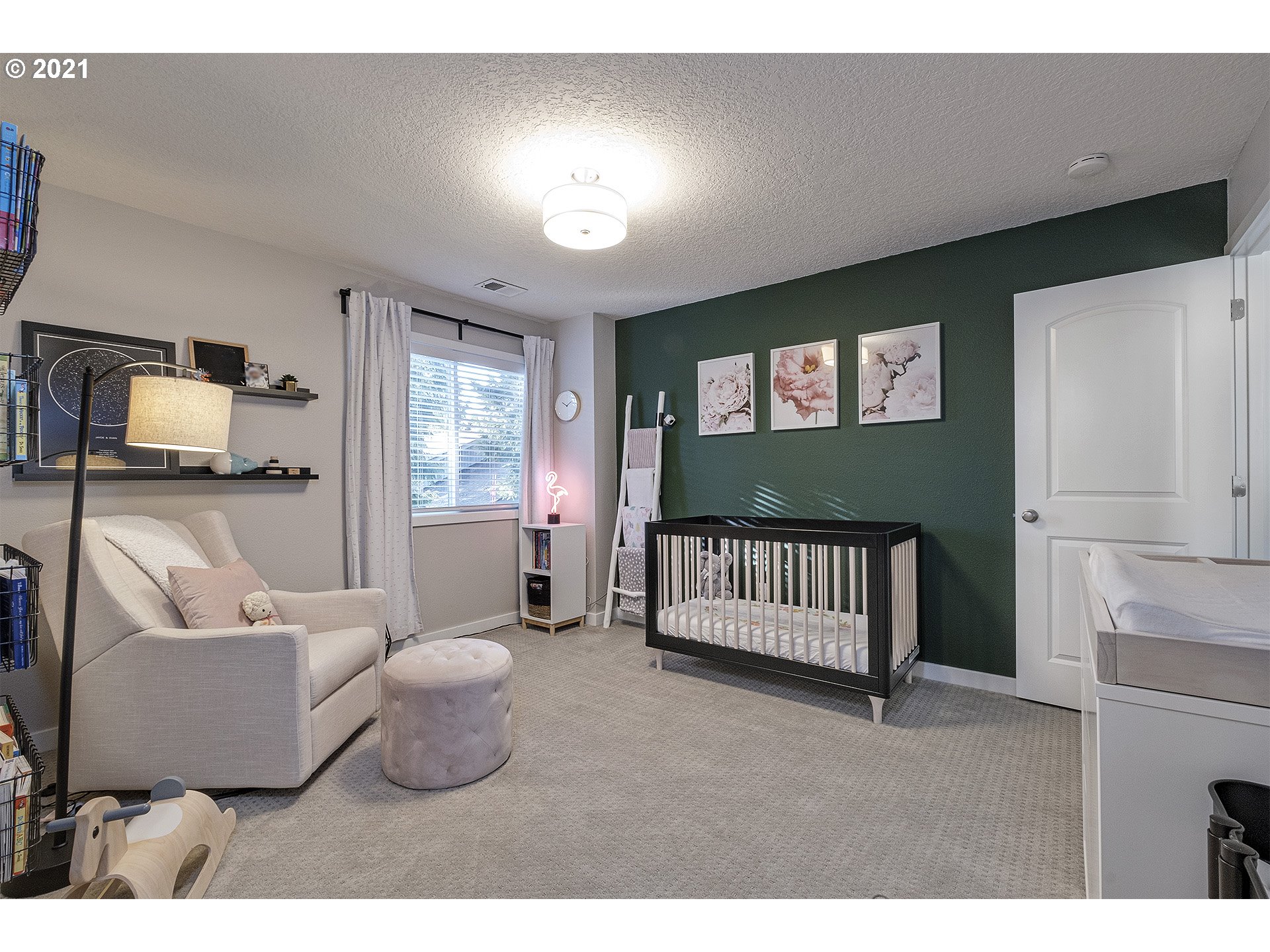 10421 Southwest 14th Drive Portland, OR 97219 - Photo 23 of 32 Gallery Image 23