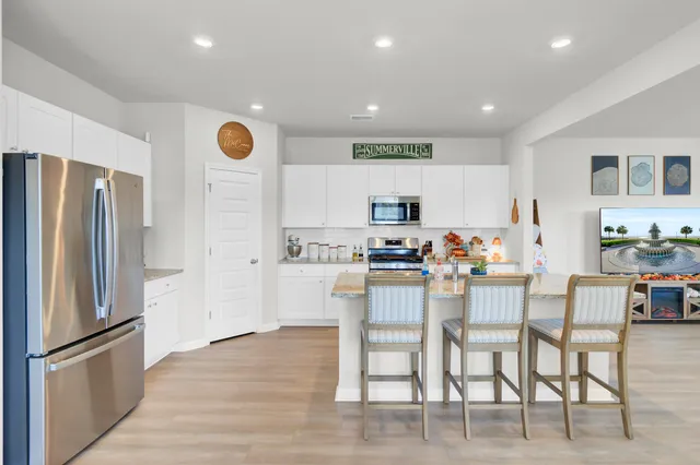 $319,999 | 109 Pinewood Drive, Summerville, SC 29483