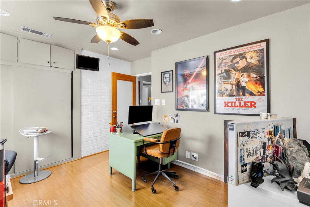 5425 Halbrent Avenue Sherman Oaks, CA 91411 - Photo 26 of 31