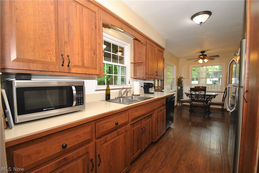 7536 Johnnycake Ridge Road Mentor, OH 44060 - Photo 7 of 26 Gallery Image 7