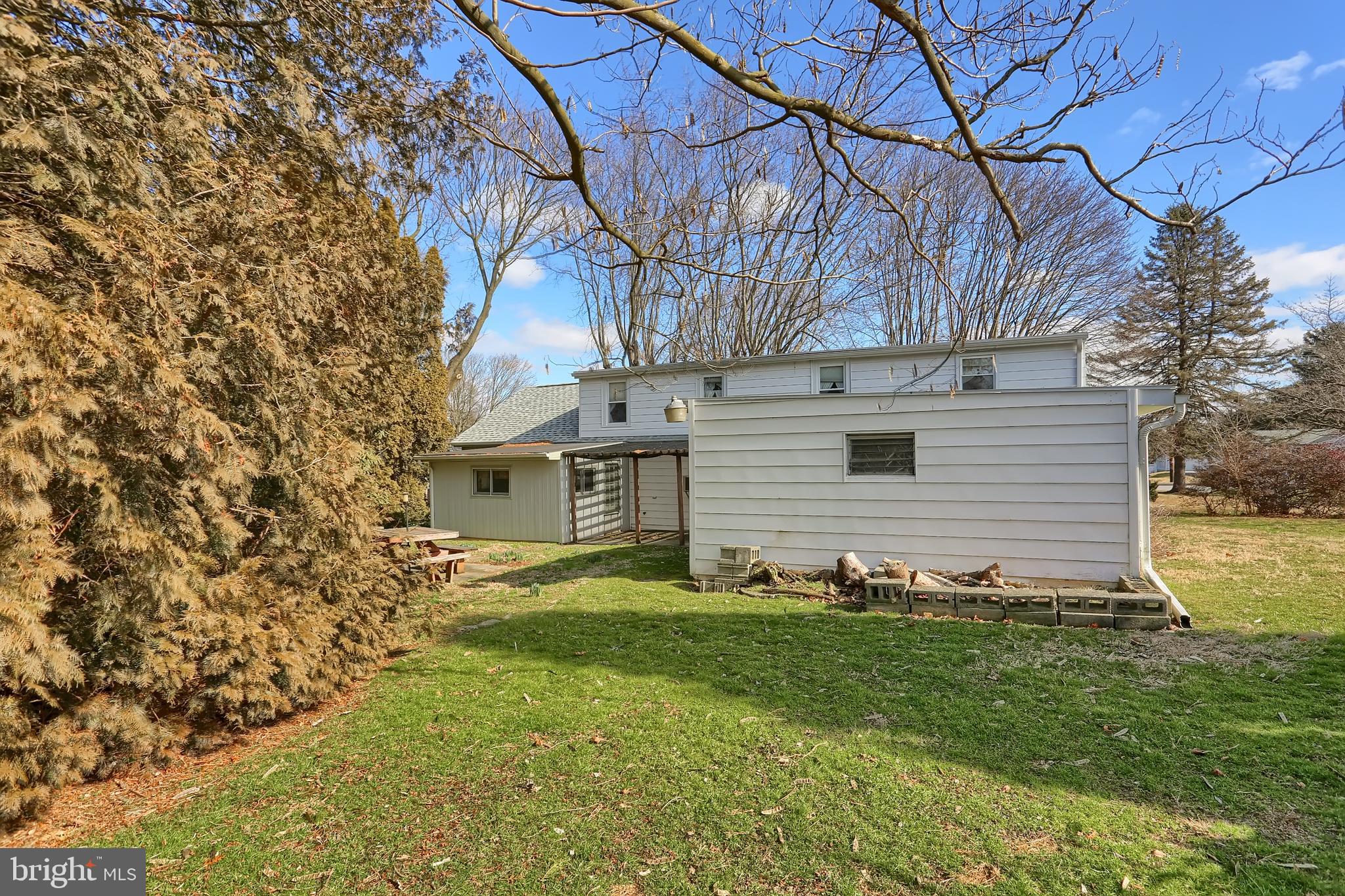 198 Eastbrook Road Smoketown, PA 17602 - Photo 29 of 35 a view of a house with a yard