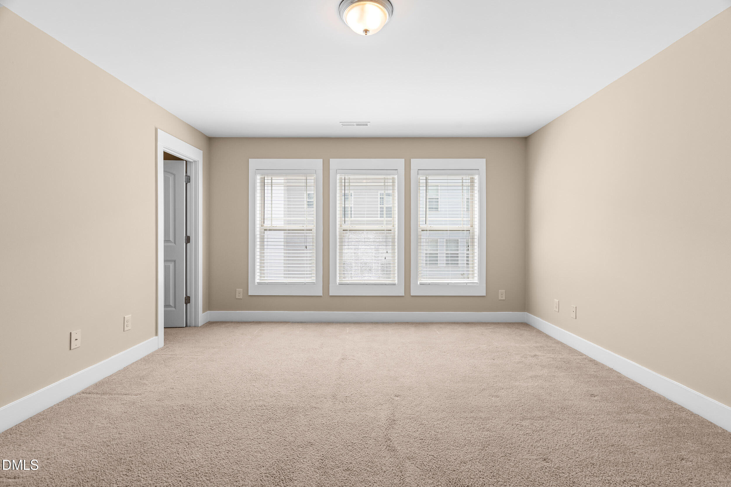 3827 Glenhaven Road Raleigh, NC 27606 - Photo 16 of 36 18_dsc08499