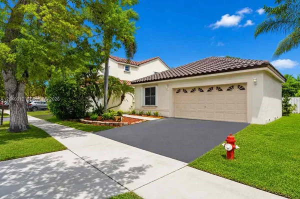 $695,000 | 116 West Bayridge Drive, Weston, FL 33326