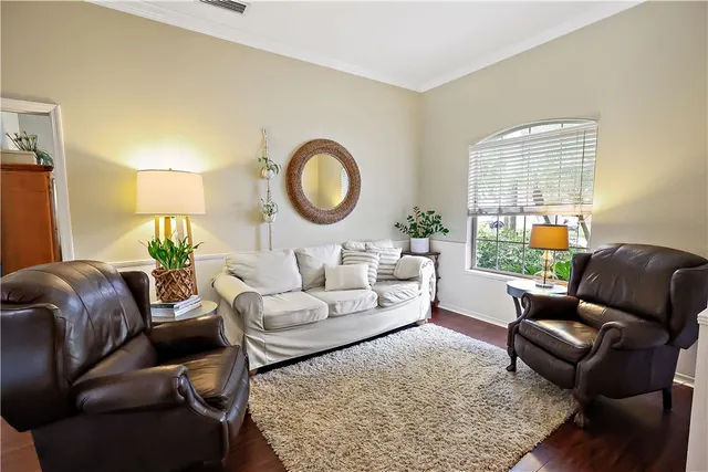 $3,250 | 143 37th Drive Southwest, Vero Beach, FL 32968