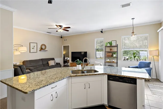 $3,250 | 143 37th Drive Southwest, Vero Beach, FL 32968