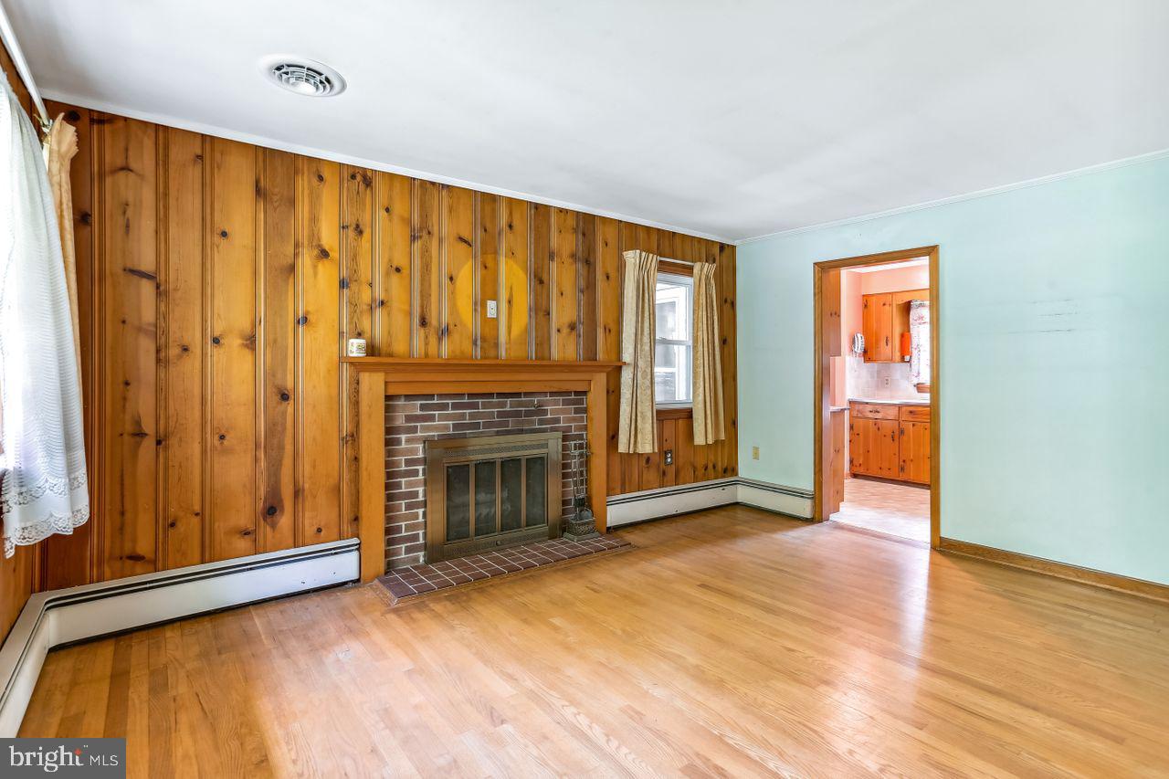 1612 South Tollgate Road Bel Air, MD 21015 - Photo 6 of 36 Gallery Image 6