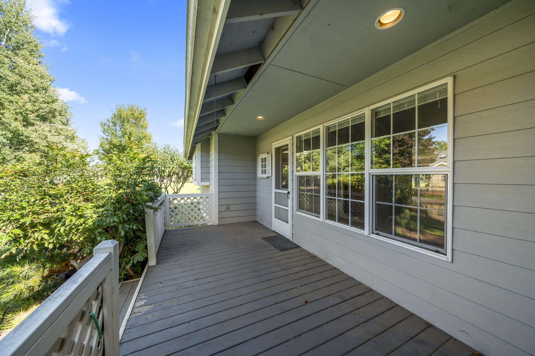 3304 Northeast Stonebrook Loop Bend, OR 97701 - Photo 33 of 38 5-web-or-mls-Stonebrook Loop (3 of 38)