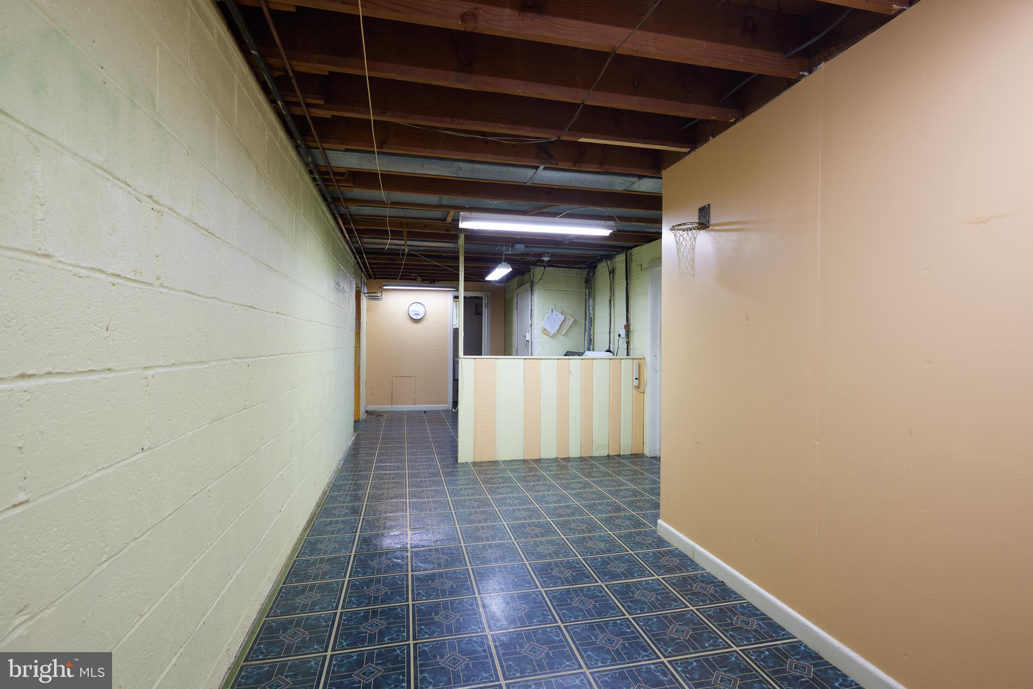 5505 Uppingham Street Chevy Chase, MD 20815 - Photo 19 of 28 Versatile Space