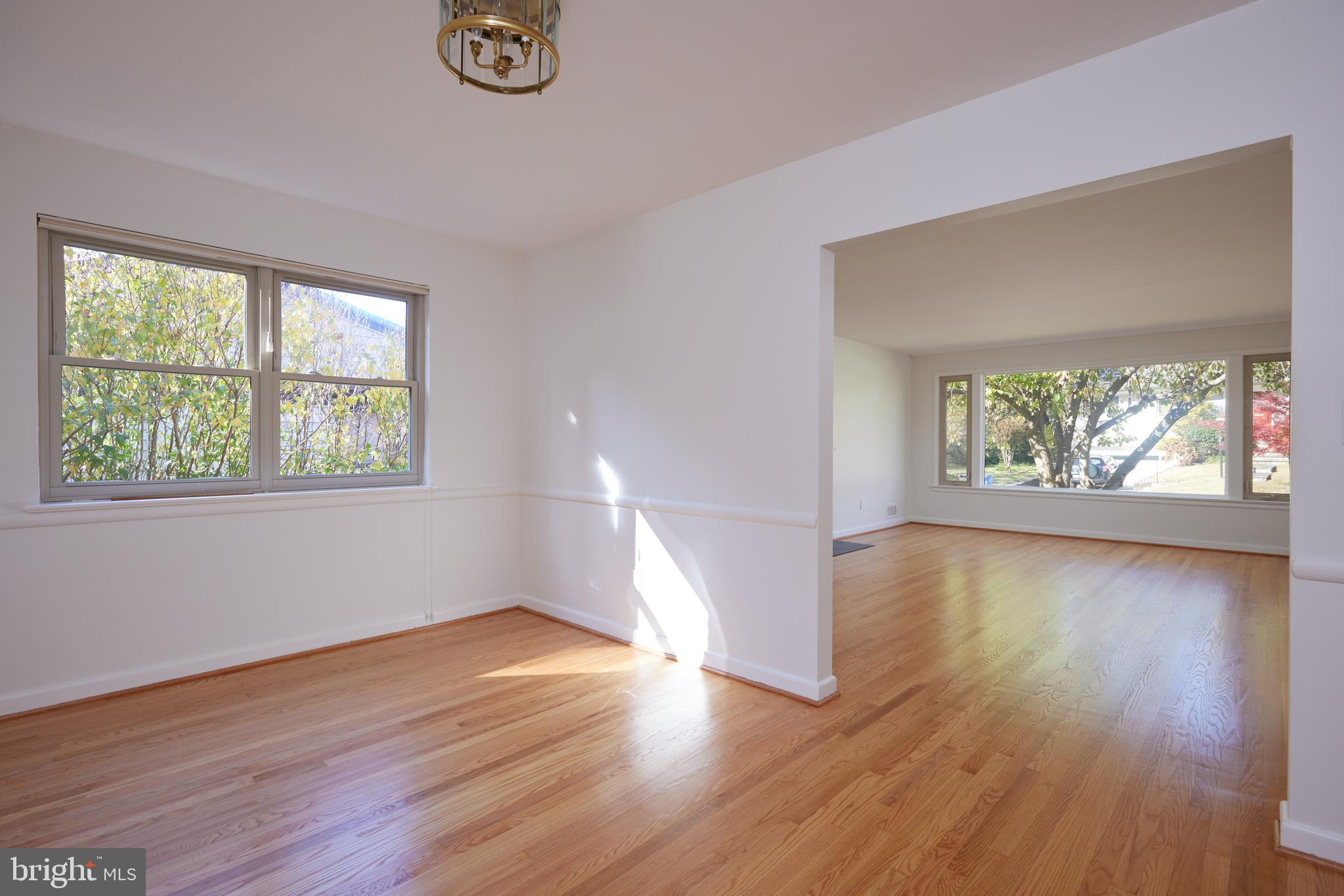 5505 Uppingham Street Chevy Chase, MD 20815 - Photo 7 of 28 Gracious Dining Room