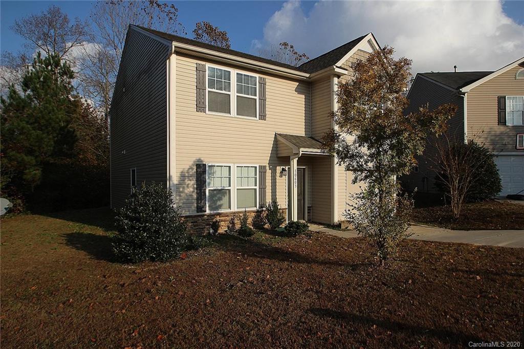 10603 Pointer Ridge Drive Charlotte, NC 28214 - Photo 37 of 37 a view of a house with backyard and garden