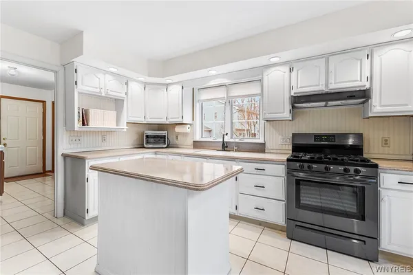 $435,000 | 8367 Cherry Lane, Eden, NY 14057