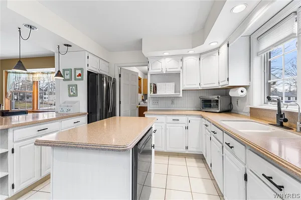 $435,000 | 8367 Cherry Lane, Eden, NY 14057