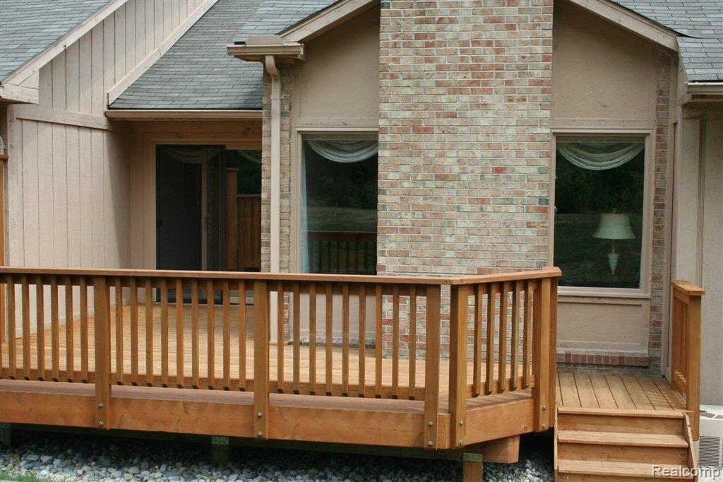 22055 River Ridge Trail, Unit 42 Farmington, MI 48335 - Photo 24 of 25 New deck!