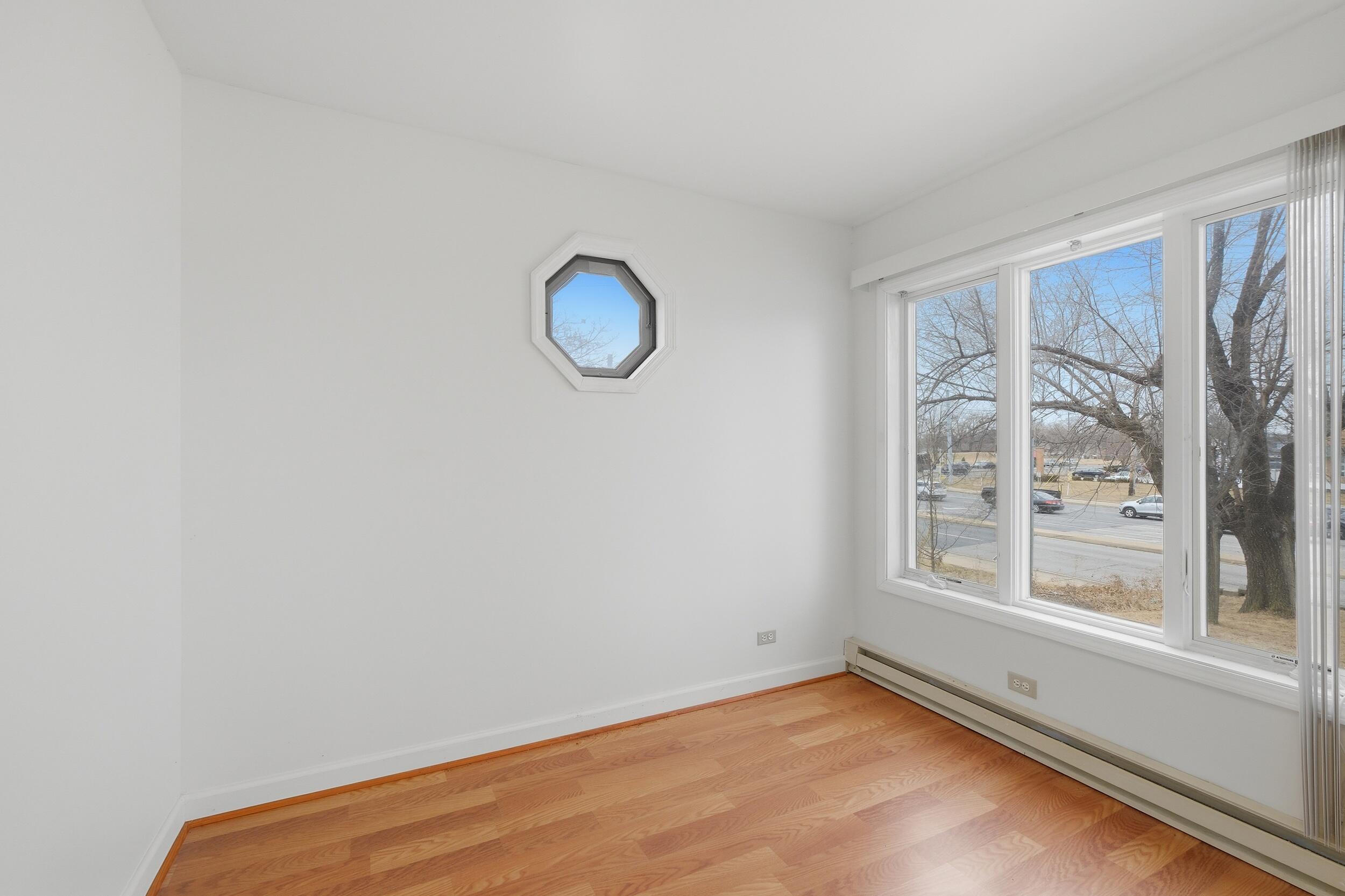 2418 Ridge Road Highland, IN 46322 - Photo 17 of 44 an empty room with windows