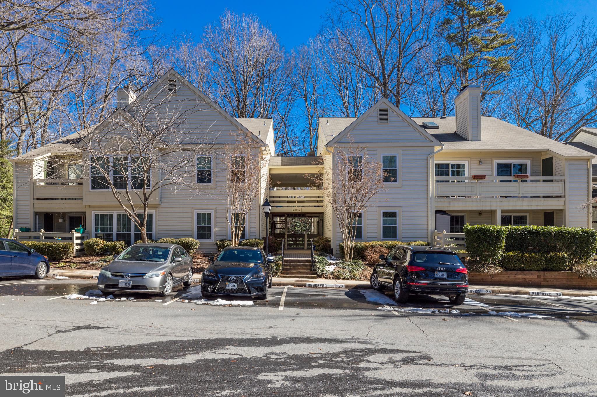 2217 Lovedale Lane, Unit 208A Reston, VA 20191 - Photo 2 of 33 Gallery Image 2