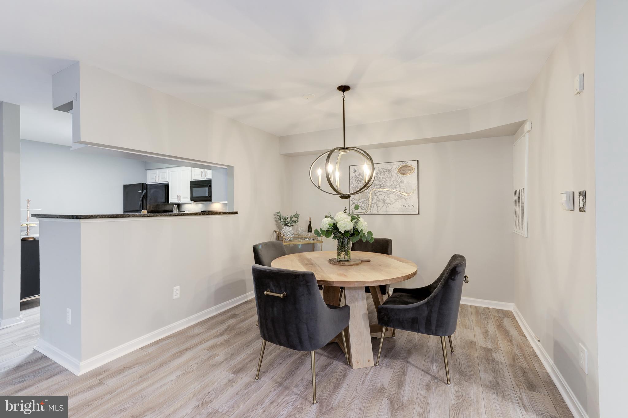 2217 Lovedale Lane, Unit 208A Reston, VA 20191 - Photo 5 of 33 Gallery Image 5