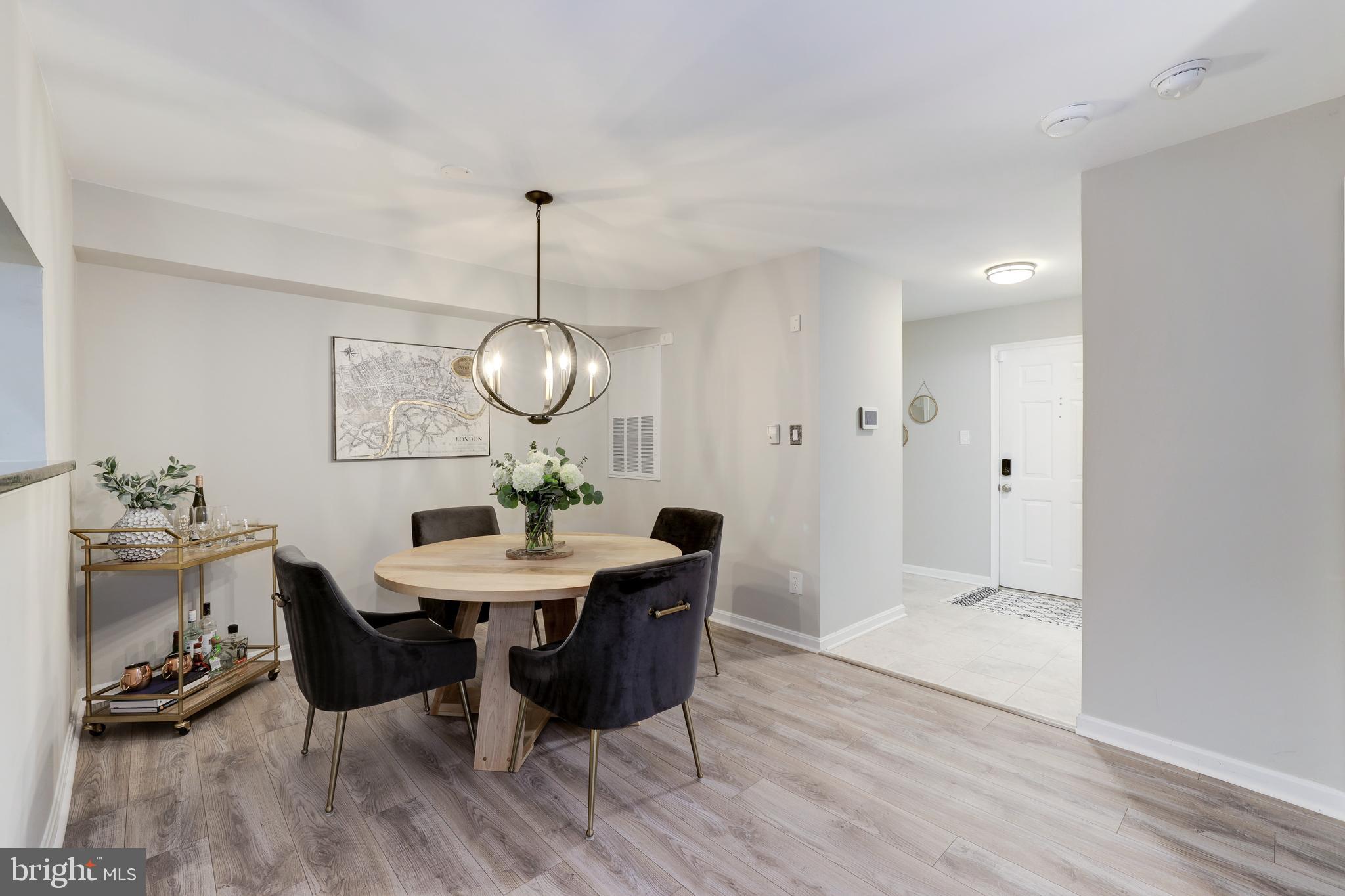 2217 Lovedale Lane, Unit 208A Reston, VA 20191 - Photo 6 of 33 Gallery Image 6