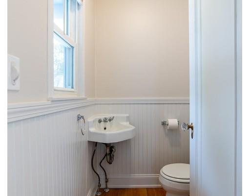 91 Manchester Terrace Springfield, MA 01108 - Photo 16 of 36