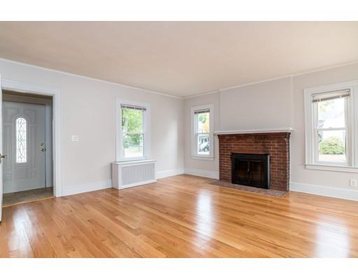 91 Manchester Terrace Springfield, MA 01108 - Photo 19 of 36