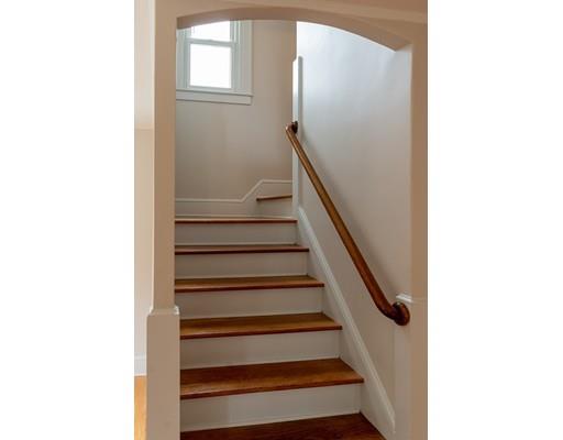 91 Manchester Terrace Springfield, MA 01108 - Photo 23 of 36