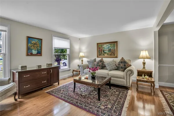 $425,000 | 38 Shady Grove Drive, Amherst, NY 14051